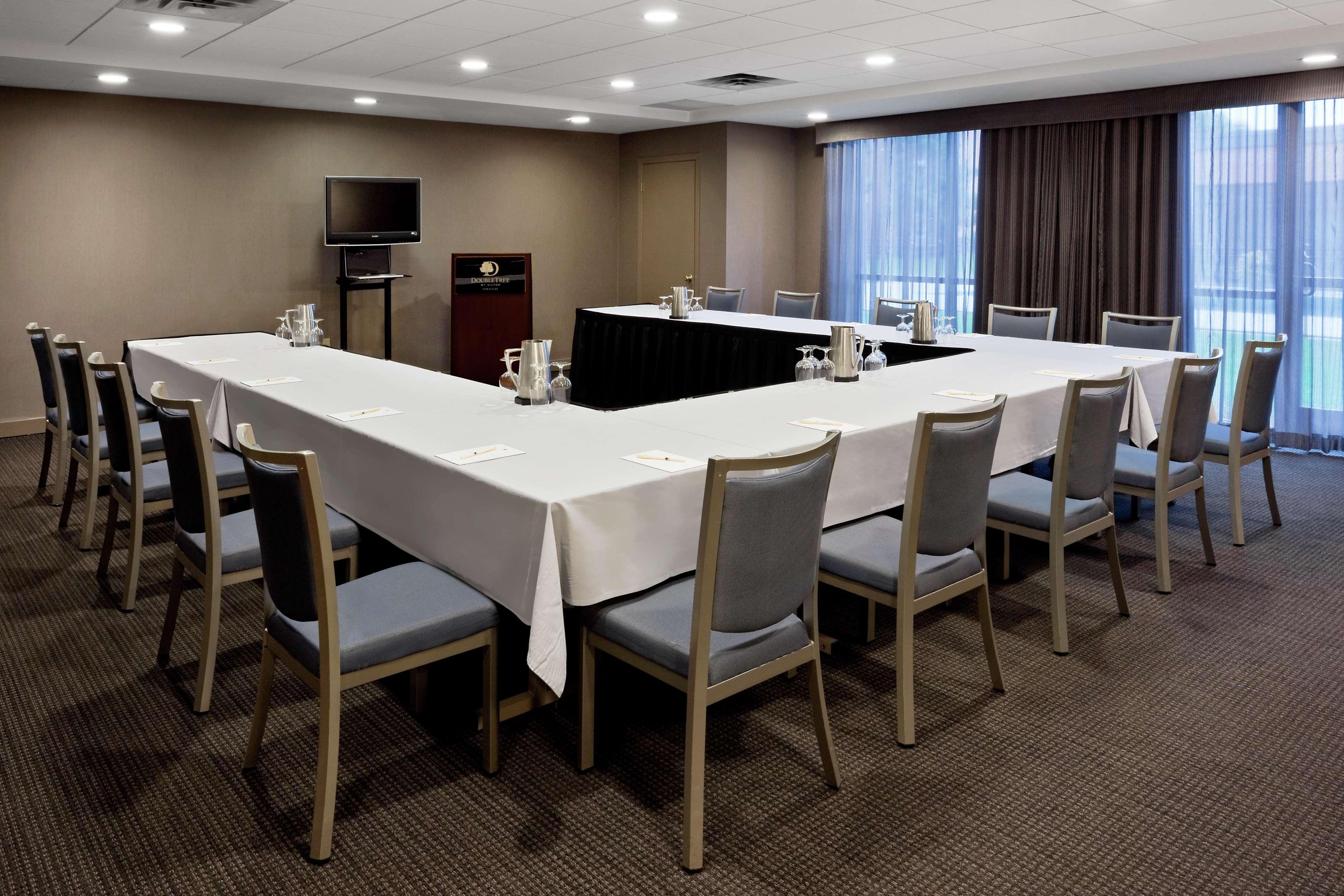 Doubletree By Hilton Hotel Syracuse East Syracuse Business foto